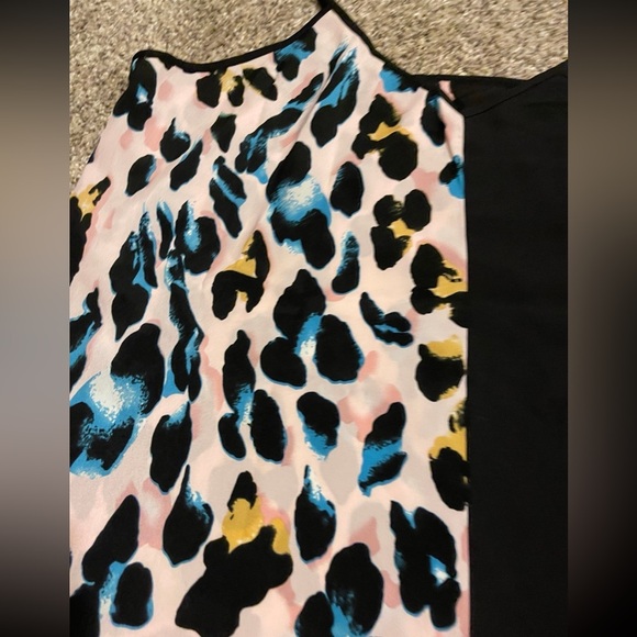 ⭐️ Split Tank - Picture 4 of 9